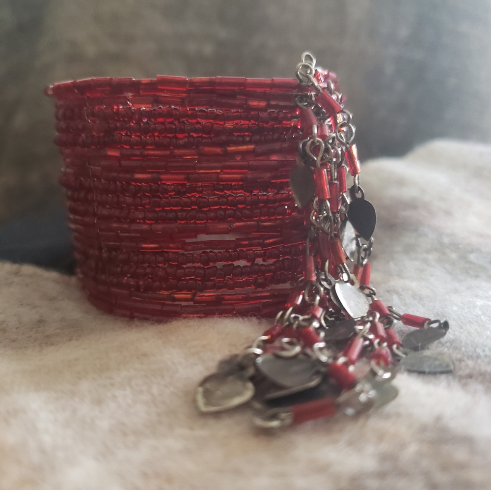 🌷  3/$10 Red Beaded Cuff Bracelet w/ Dangling Hearts